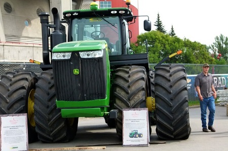 Tractor